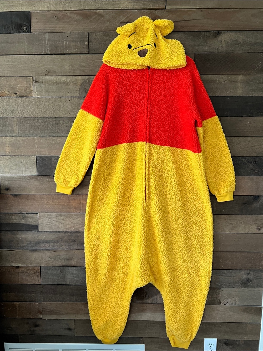 Disney Adult Winnie The Pooh Kigurumi Halloween Costume Union Suit Size Medium - Picture 2 of 7